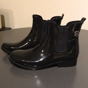 NWOT Michael Kors Short Black Rain Boots